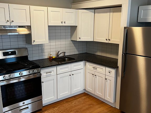3rd image of 5 S Pine Ave APT 1
