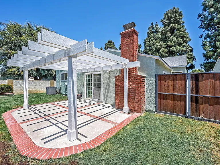 4913 Premiere Ave — Photo 46
