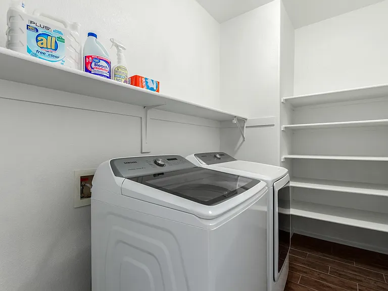 9752 E Irwin Ave — Photo 32
