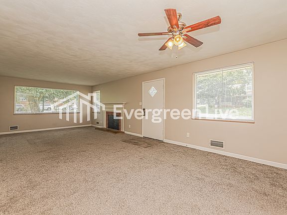 5th image of 2930 Hazelwood Ave
