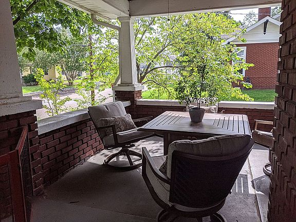 Porch Left