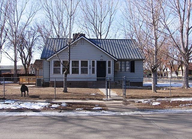 1st image of 300 S 5th St