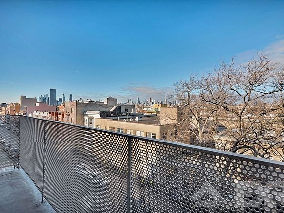 5th image of 31-19 37th St #5C
