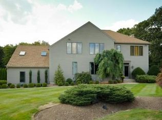 1 Stouffer Cir, Andover, MA 01810