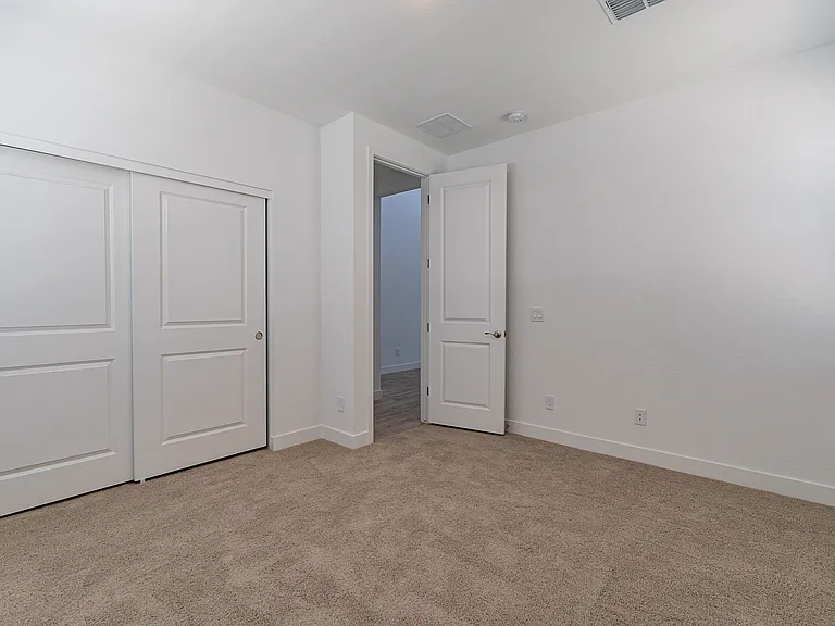12010 W Luxton Ln — Photo 30