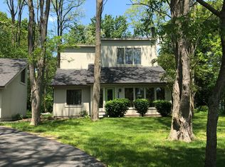 5981 Winans Lake Rd, Brighton, MI 48116