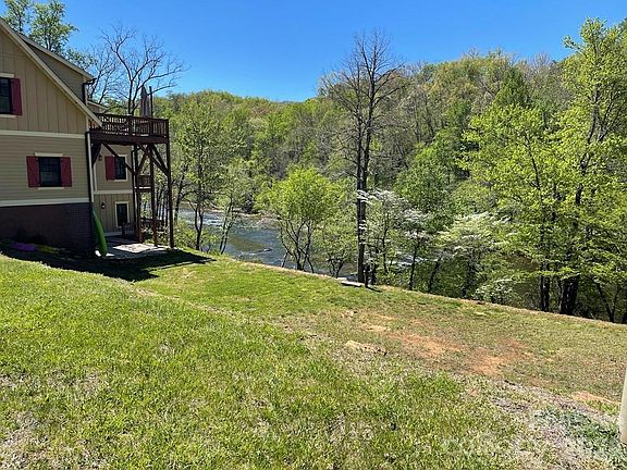 4th image of 346 River Club Dr