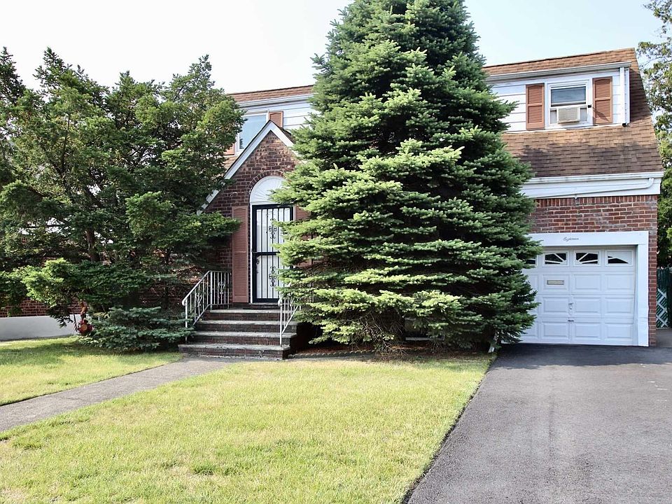 1st image of 18 Margaret Ct