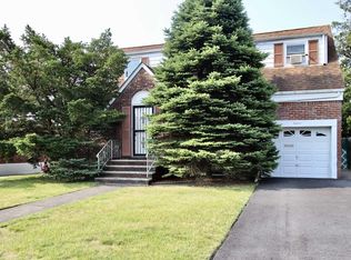 18 Margaret Ct, Fair Lawn, NJ 07410