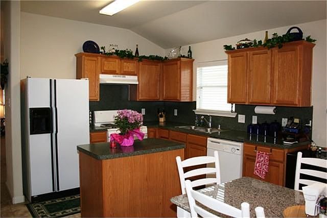 2nd image of 21318 Bella Mountain Dr