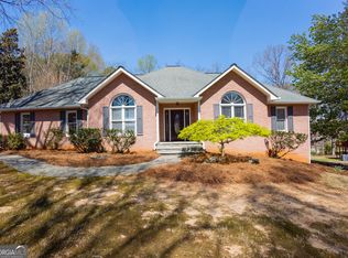 279 Windermere Cir, Newnan, GA 30265