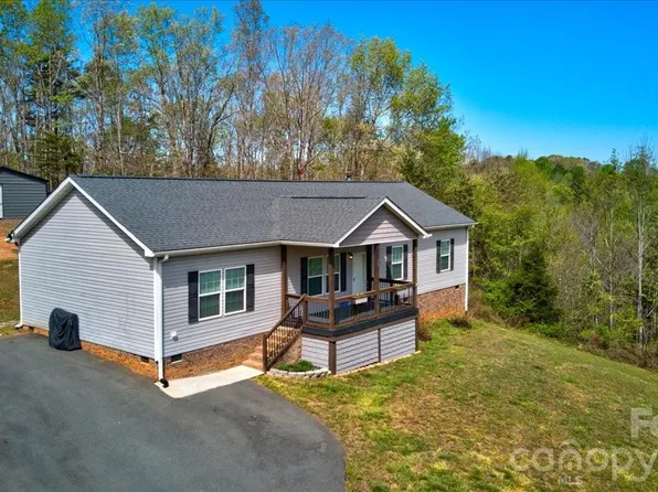 192 Apple Valley Ln, Statesville, NC 28677