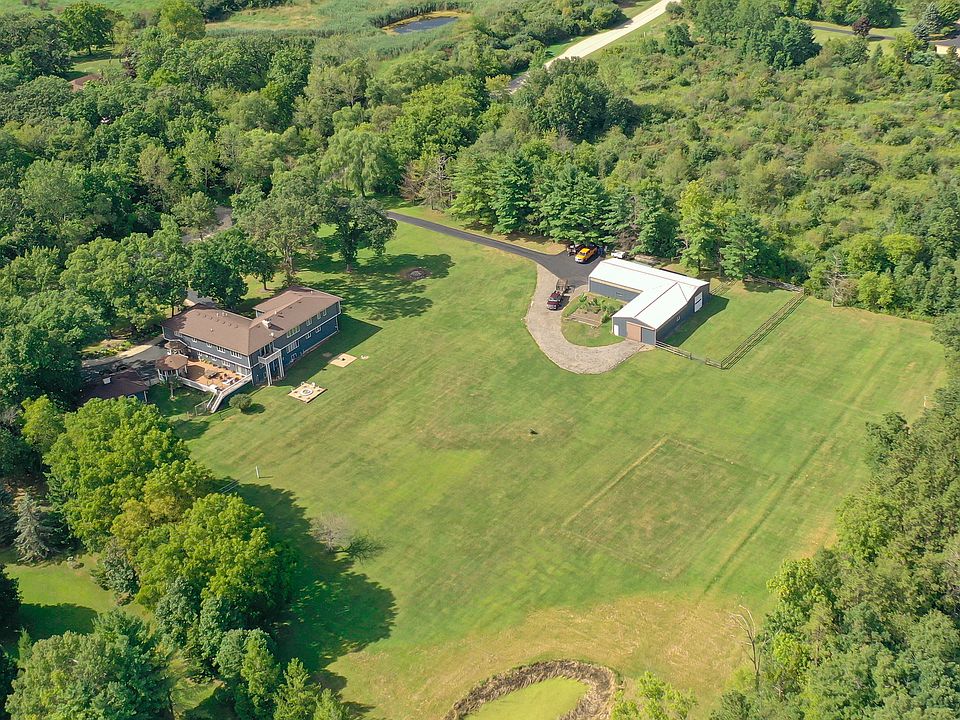 1st image of 42675 N Sheridan Oaks Dr