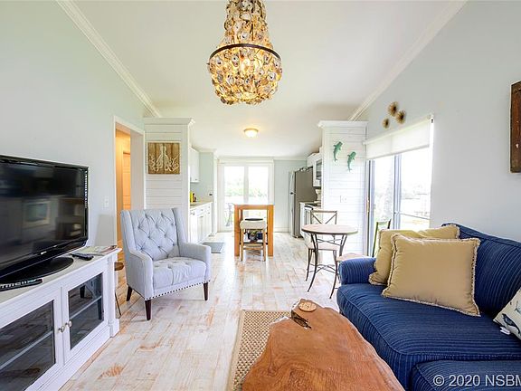 3rd image of 82 Heather Point Ct #82