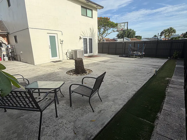 19203 NW 53 Circle Pl — Photo 21