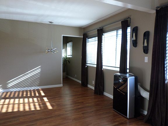 2nd image of 145 12th St APT B