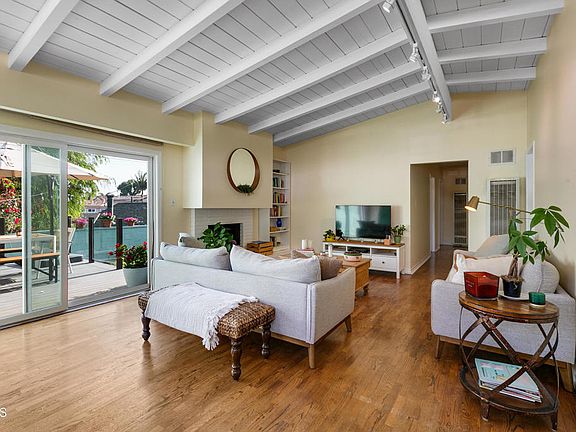 5th image of 308 S Redondo Ave