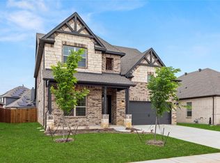243 Clairmont Dr, Ponder, TX 76259