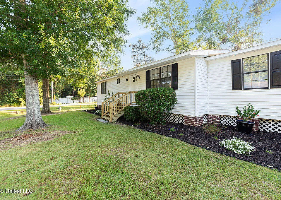 10828 Haena Ct