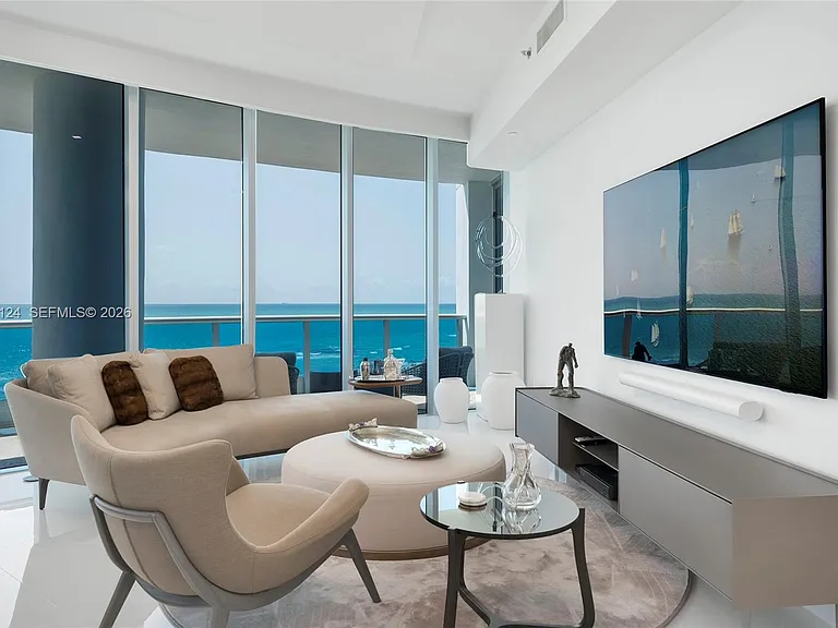 5959 Collins Ave #807 — Photo 10