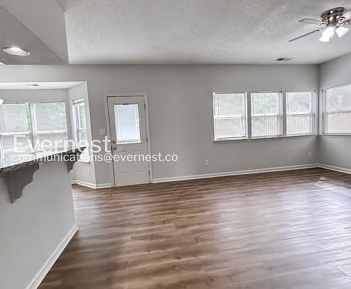 9601 Marshbrooke Rd — Photo 7