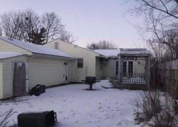 2nd image of 526 Darlington Ct