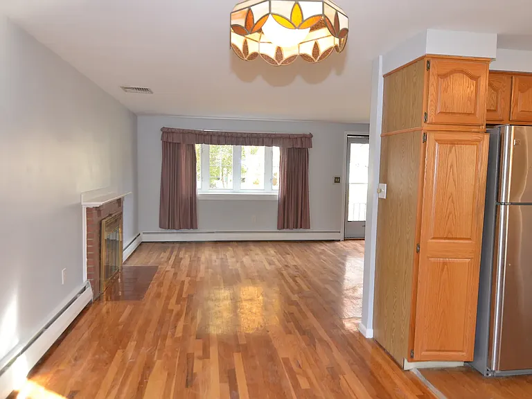 10 Carson Rd — Photo 11