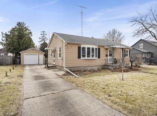 917 Carol St, Watertown, WI 53094