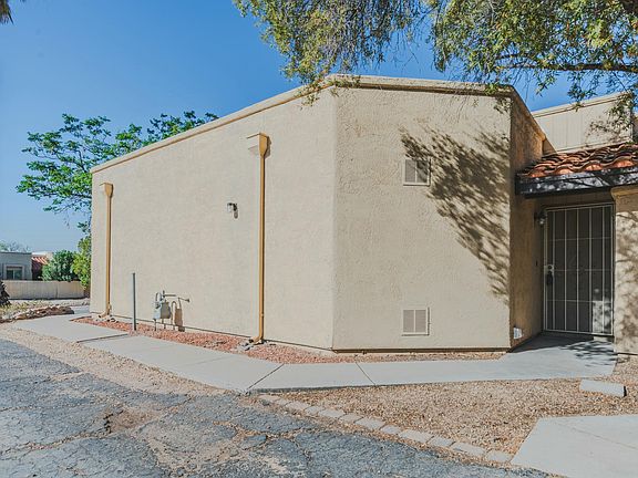 2nd image of 4340 W Pyracantha Dr