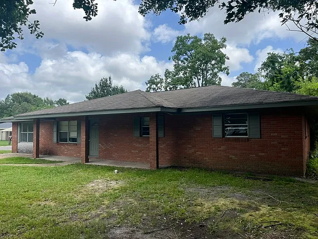4 bed, 1830 sqft, $1,295 — Photo 1