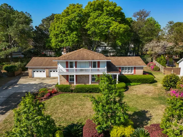 677 Pawley Rd, Mount Pleasant, SC 29464