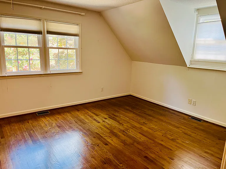 1316 Wagram Ct — Photo 13