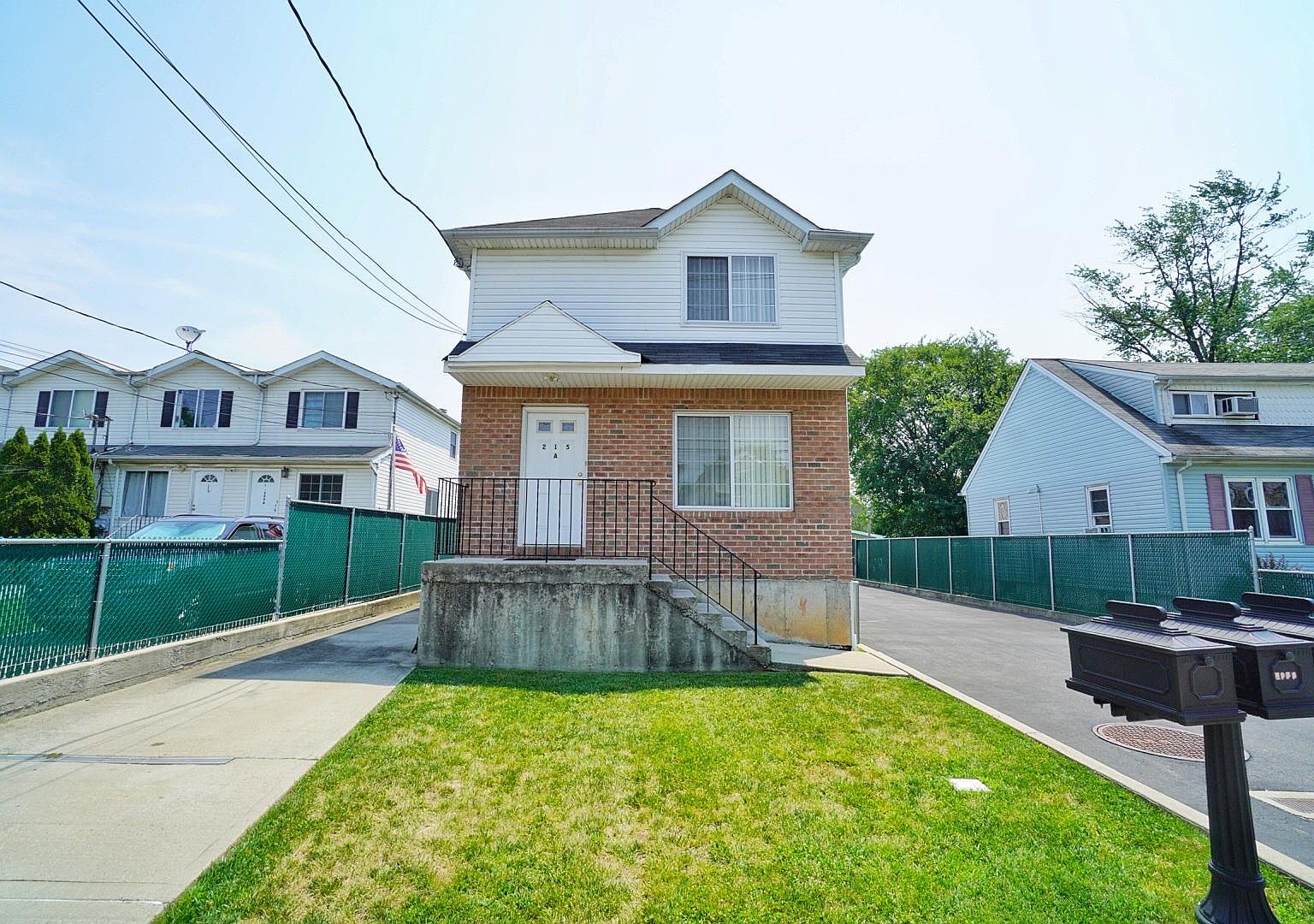 215 Van Name Ave 1, Staten Island, NY 10303 Zillow