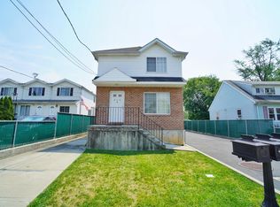 215 Van Name Ave #1, Staten Island, NY 10303