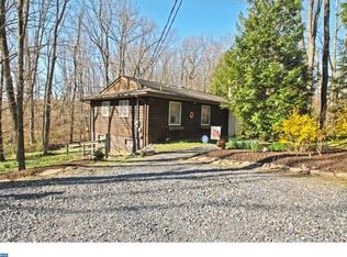 118 Ealer Hill Rd, Kintnersville, PA 18930