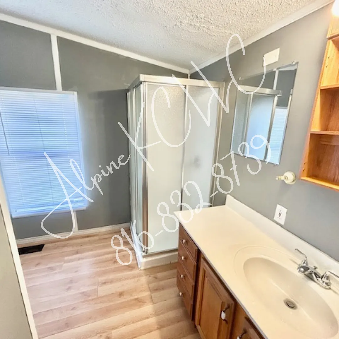 3 bed, 950 sqft, $1,195 — Photo 3