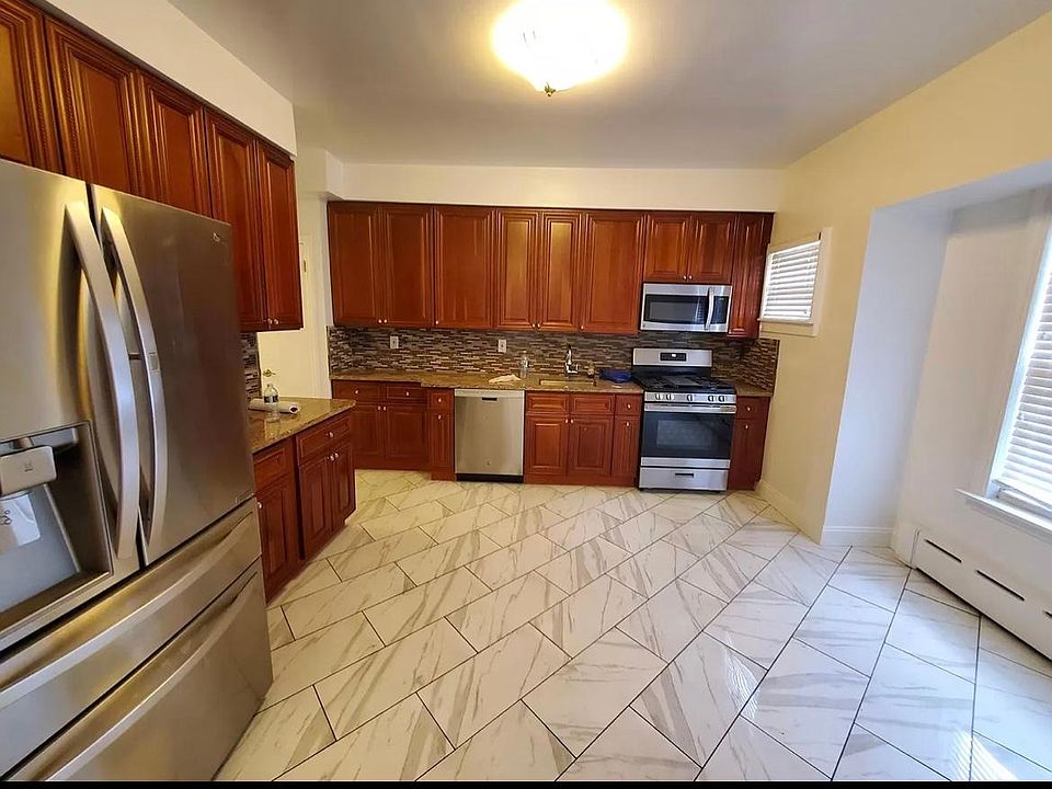 1st image of 1019 Wilcox Ave