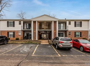 1419 Durango Ln APT 1, Fenton, MO 63026