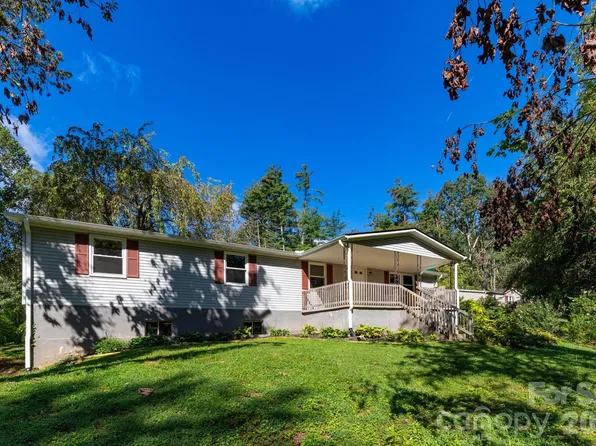 38 Mountainberry Ln, Fairview, NC 28730