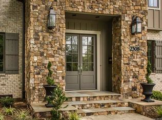 2308 Vernon Dr, Charlotte, NC 28211