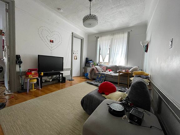 3rd image of 1280 Pacific St #9A