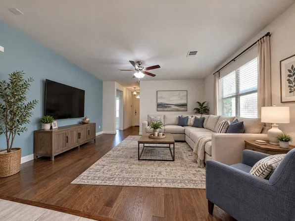 1417 Green Leaf Dr, Aubrey, TX 76227