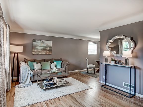 2nd image of 3966 Trebor Dr