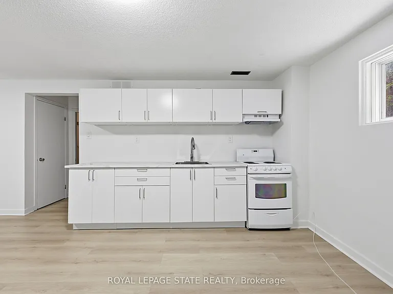 79 Adis Ave #BASEMENT — Photo 6