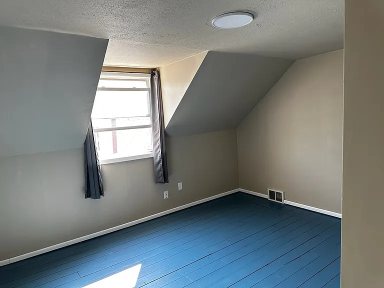 619 E Potter Ave — Photo 9