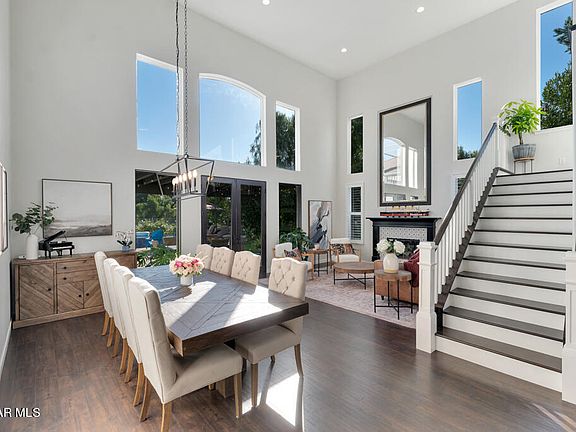 4th image of 325 Glen Eagles Way