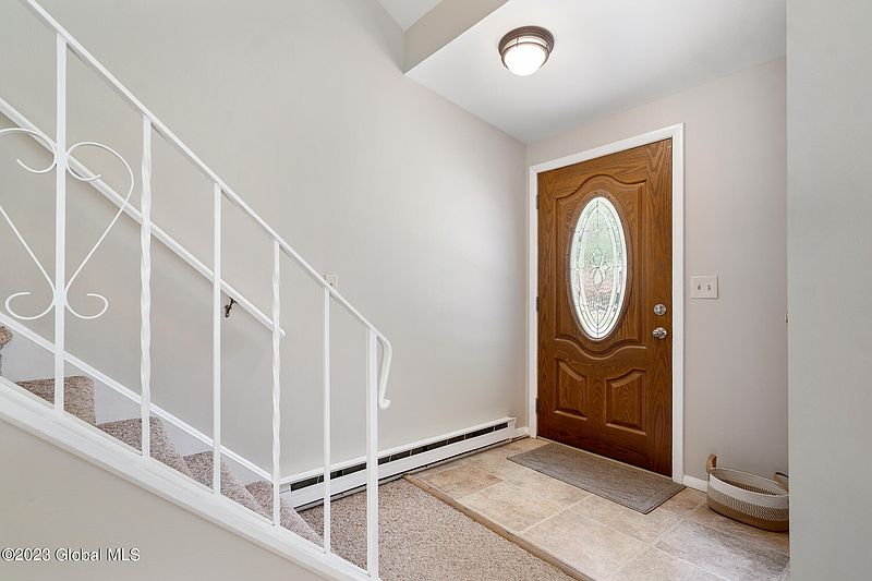 3rd image of 44 Pepperbush Place