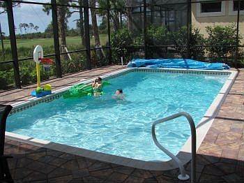 Screened CAGE around pool