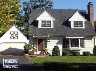 920 S Harrison St, Batavia, IL 60510