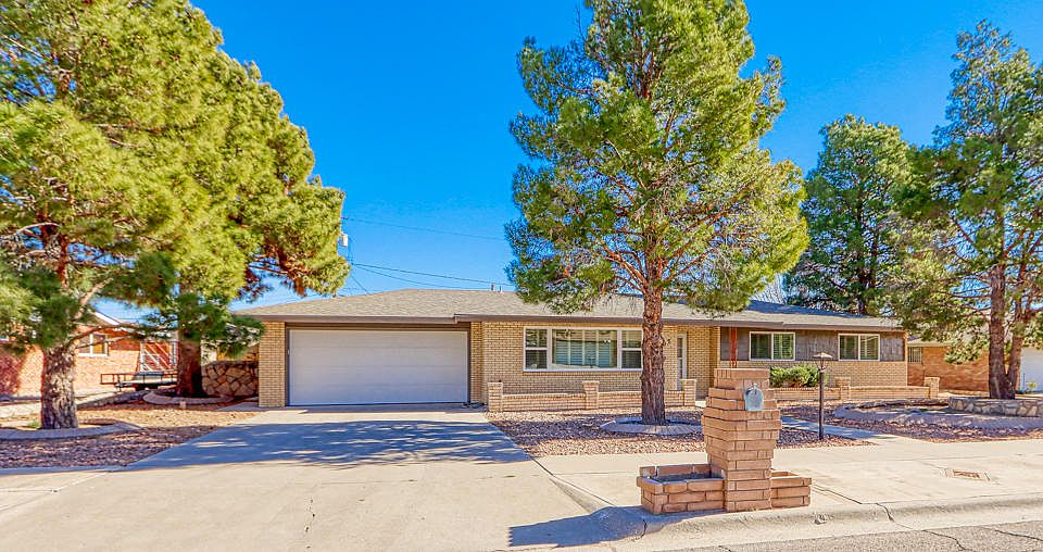 1st image of 9907 Chezelle Dr